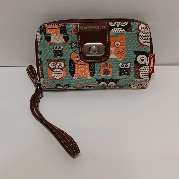 UNIONBAY Owl Print Wallet - Green and Brown - Picture 6 of 6